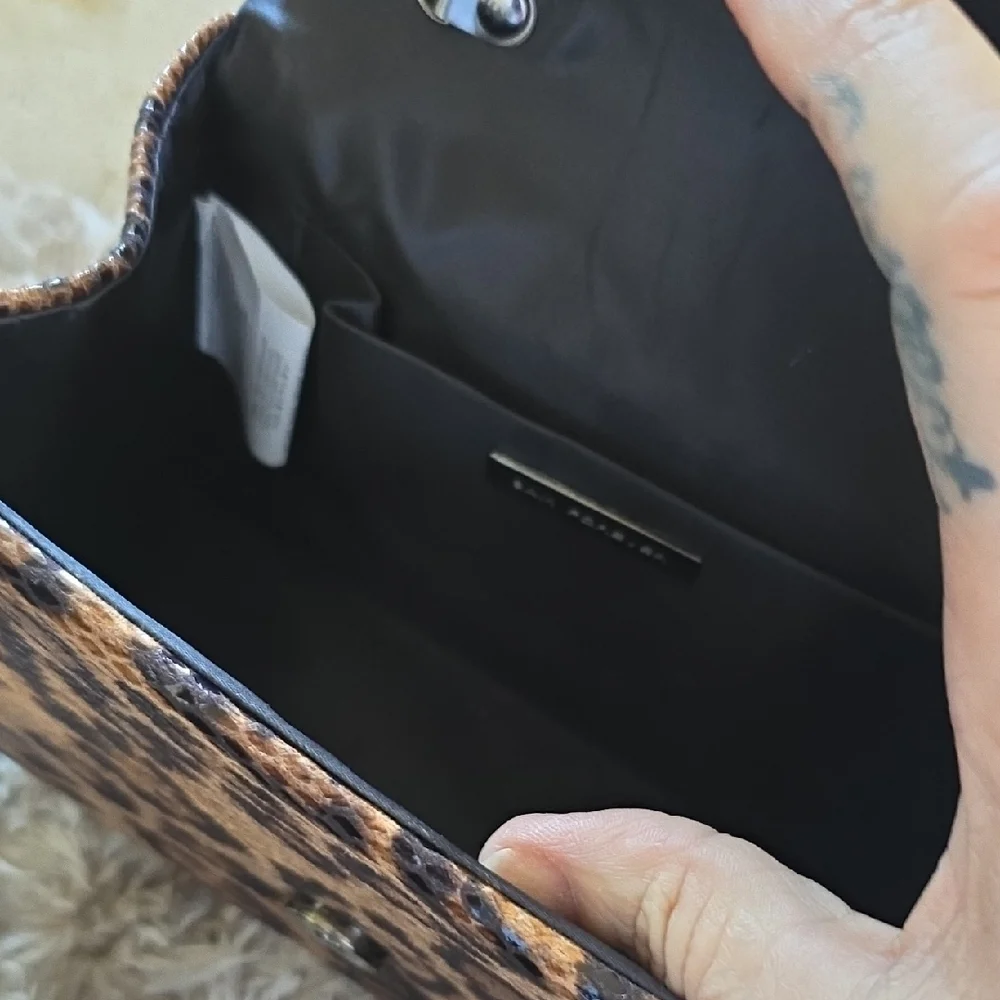 Leopard Pattern Mini Bag - Picture 4 of 4